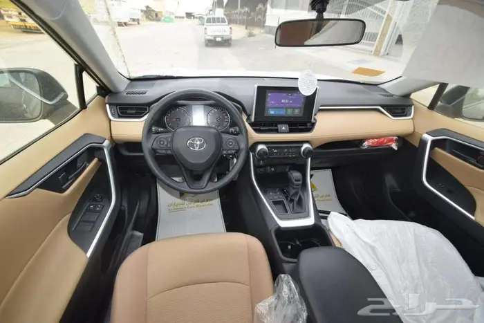 تويوتا راف فور LE استاندر بنزين 2025 سعودي 6