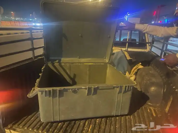 شنطه جيشيه اللون اخضر زيتي كبيرة حجم ونظيفه 8