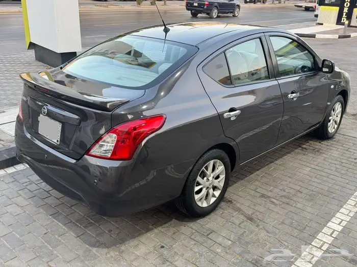 نيسان صني 2023 محرك 1500 فل كامل ممشي 82 الف 8