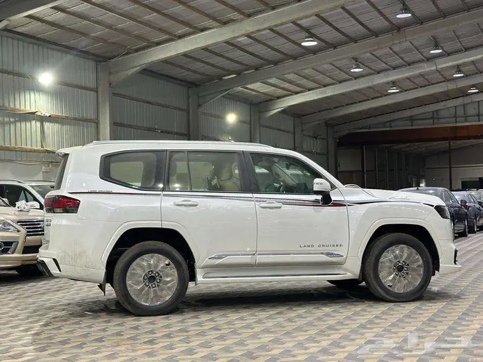 لاندكروزر - GXR L5 الساير خليجي 2025 عرض خاص 4