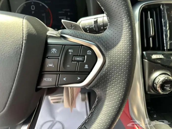 لكزس LX 600 F SPORT موديل 2025 16