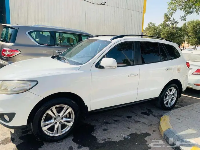 Hyundai SantaFe V6 3.5L 2011 سنتافي هيونداي فل كامل موديل 2