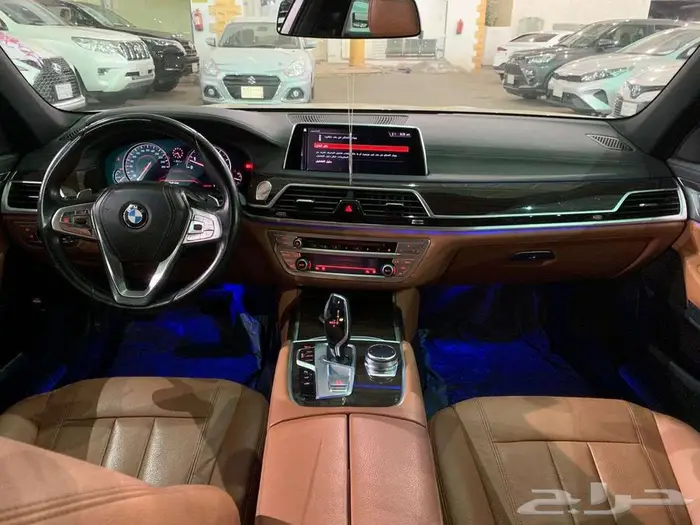 بي ام دبليو 740LIموديل 2019 فل كامل 8