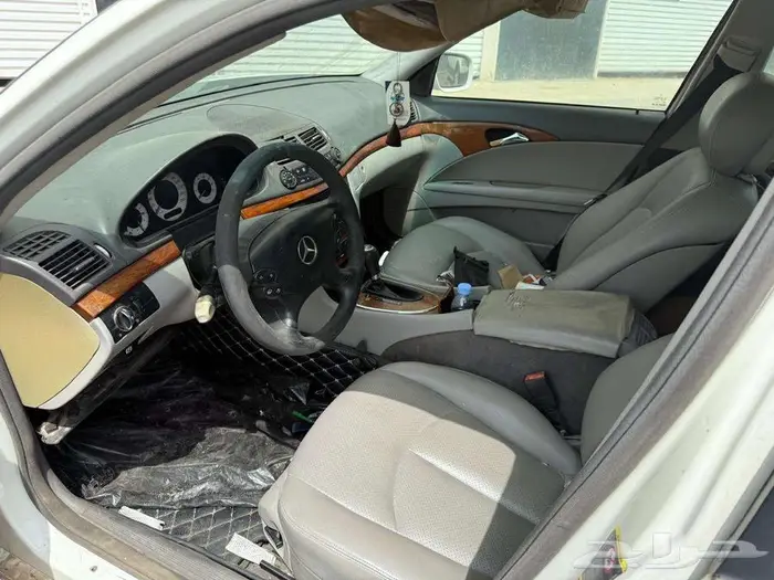 Mercedes-Benz E CLASS بيع تشليح 2009 9