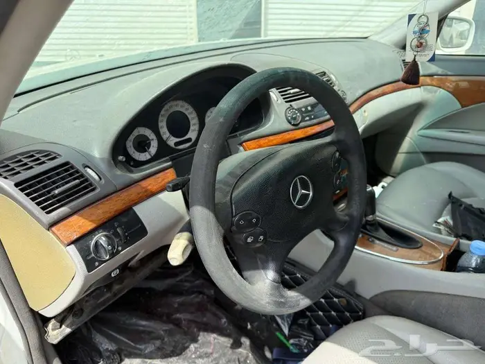Mercedes-Benz E CLASS بيع تشليح 2009 10
