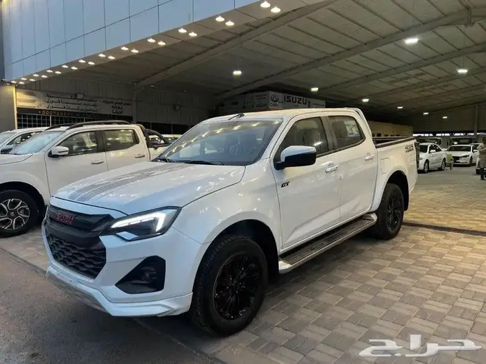 ايسوزو ديماكس GT فل كامل دبل 2025 كاش او تقصيد على البنك 9