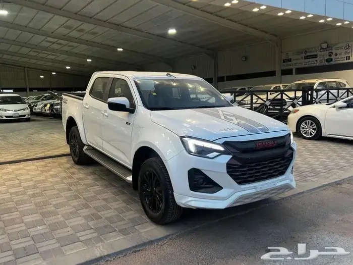 ايسوزو ديماكس GT فل كامل دبل 2025 كاش او تقصيد على البنك 0