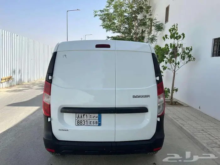 رينو دوكر 2021 مالك واحد نظيف 12