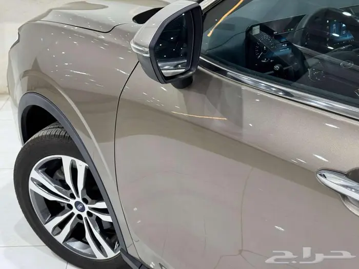 فورد تيريتوري تيتانيوم 2023 عرض خاص 7