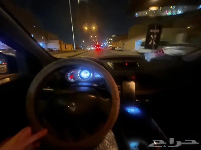 سيارة رينو للبيع 6