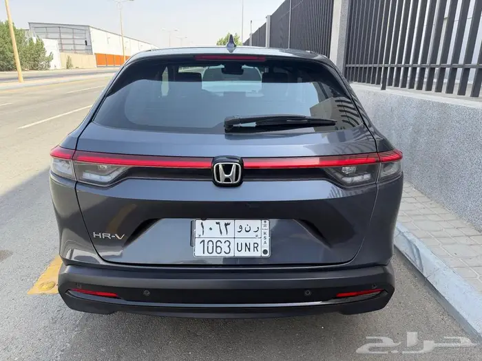 HONDA HR-V LX l4 1.5L 3