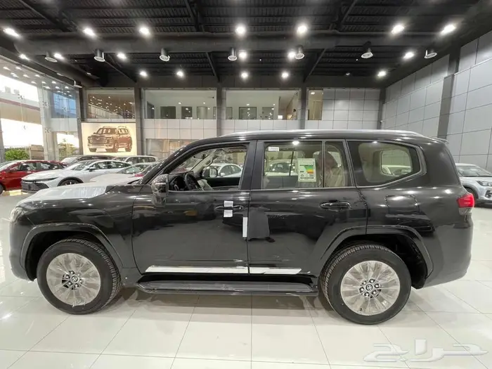 تويوتا لاندكروزر GXR L3 بنزين سعودي 2025 2