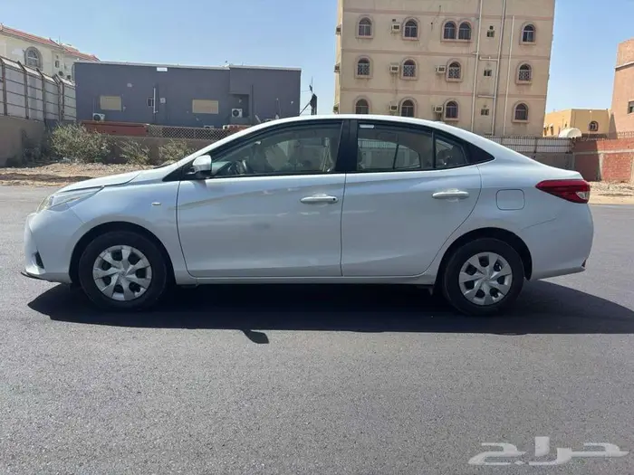 تويوتا يارس 2022 عرض خاص للكاش والتمويل 2