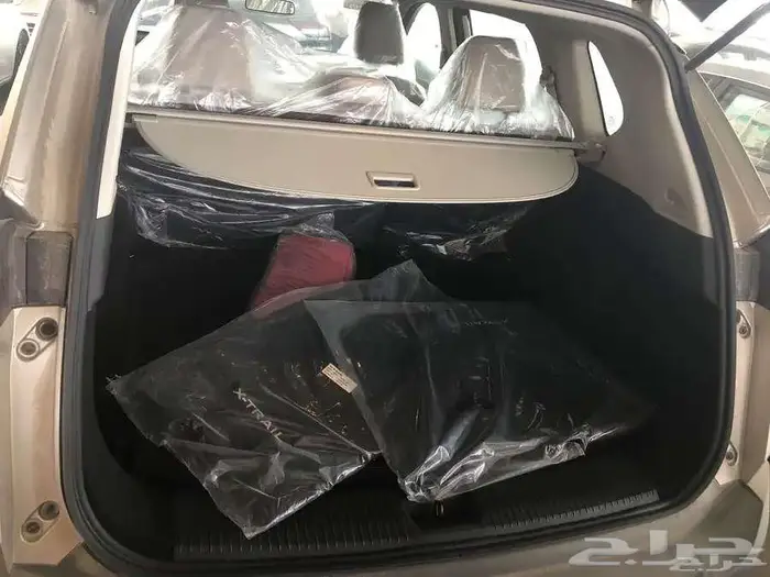 نيسان اكس تريل 7 ركاب دبل 2025 13