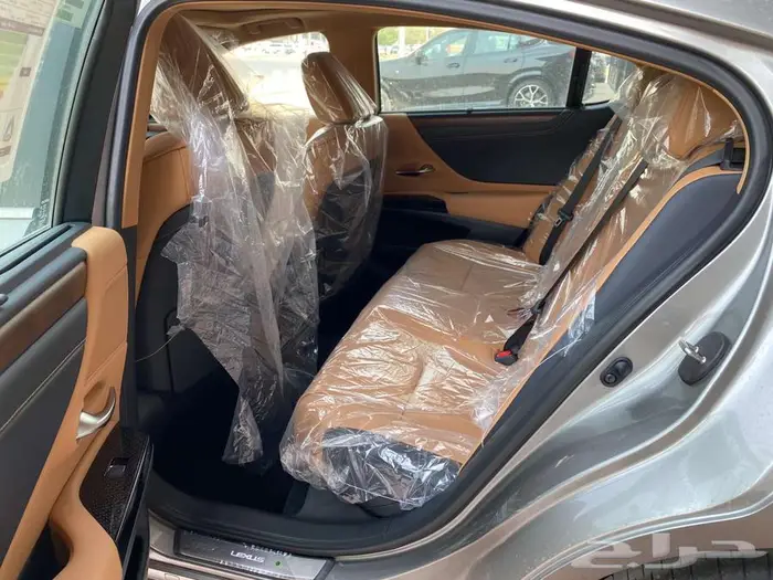 لكزس ES350 CC سعودي 2025 (اسود-ابيض-تيتانيوم-رمادي) 28