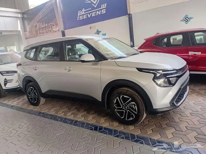 كيا كارنز 2025 ستاندر 7 مقاعد 4