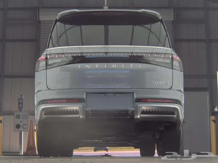 INFINITI QX80 SENSORY 7