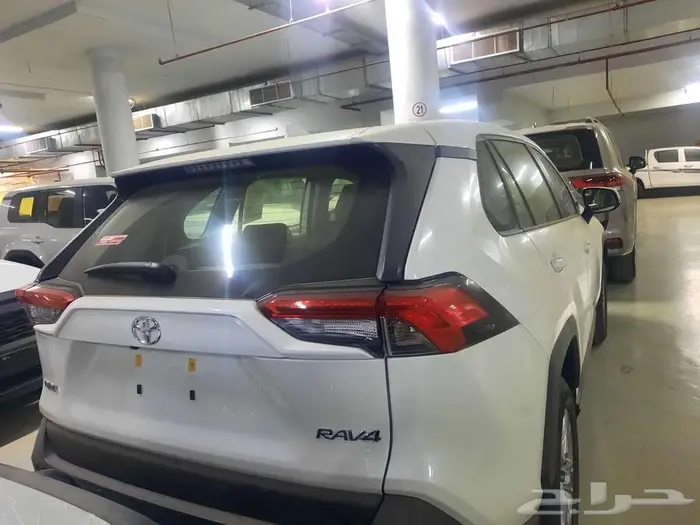 تويوتا راف فور اصفار بدون دفعه اولى 9