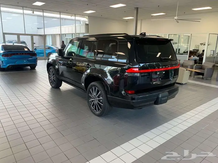 Lexus GX 550 Luxury اصفار 4