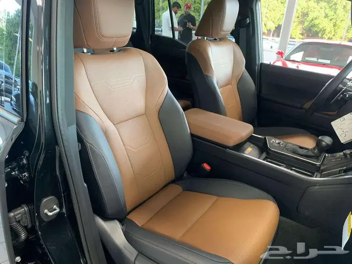 Lexus GX 550 Luxury اصفار 10