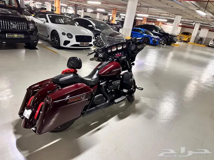 للبيع دباب هارلي ستريت قلايد موديل 2020 Street Glide 5