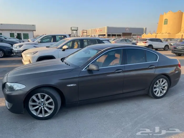 BMW 530 2012 الفئة الخامسة فل كامل 1