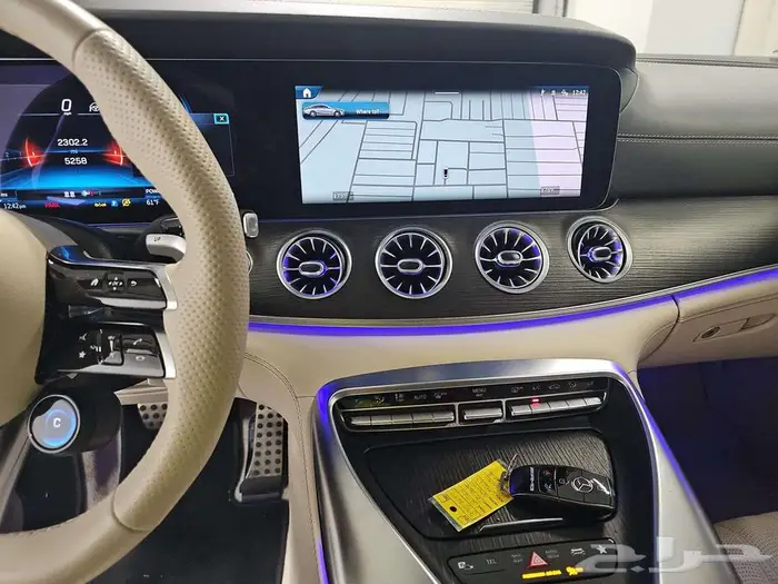 Mercedes-Benz AMG GT 43 4MATIC Hatchback 11