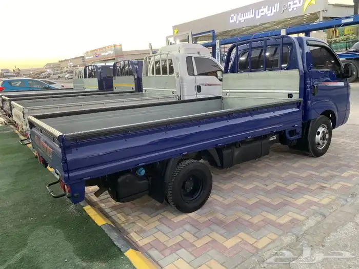 كيا بنقو 3
