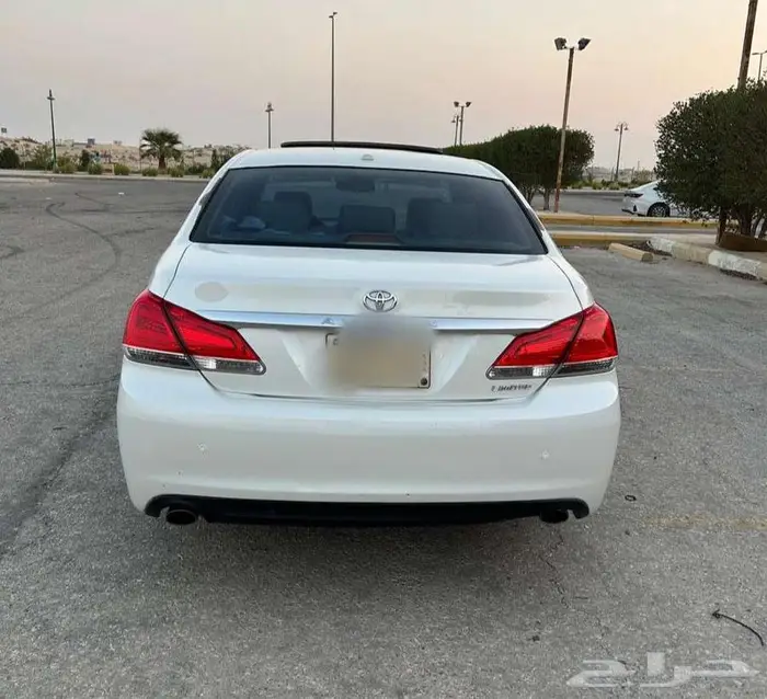 تويوتا افالون 7