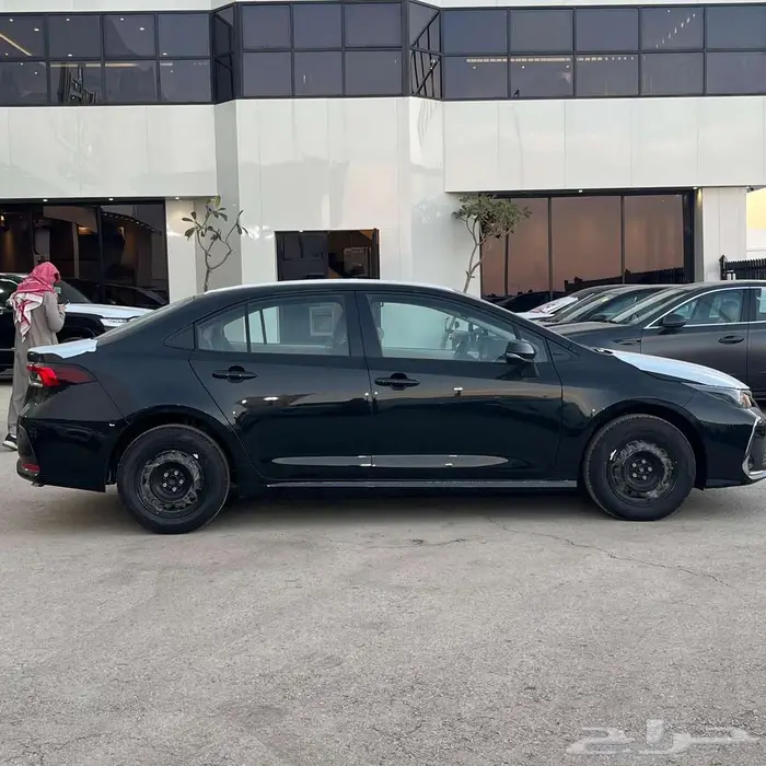 تويوتا كورولا XLI ستاندر 2025 - عروض الأقساط 30