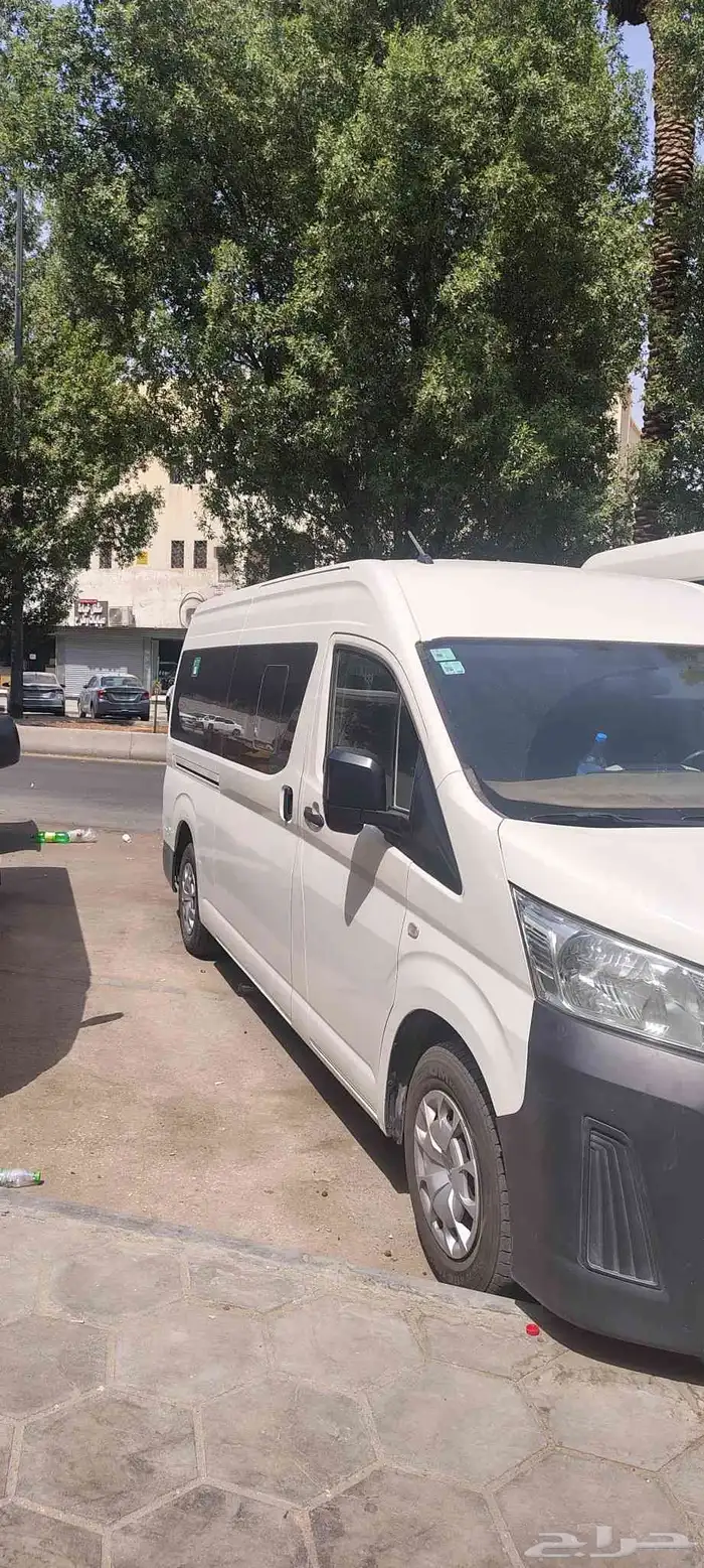Toyota hiace for rent whit driver disal 2