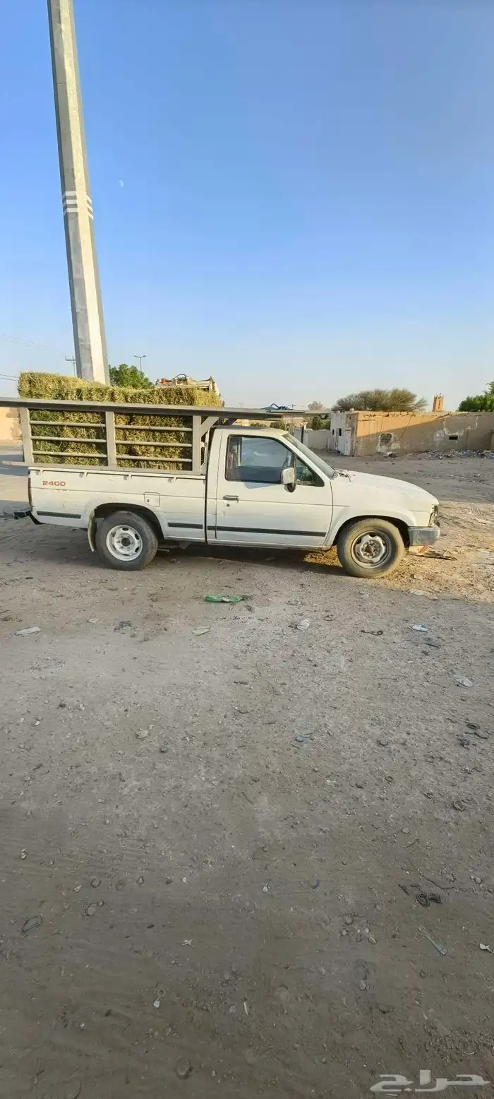 سياره داتسون نظيفه 5