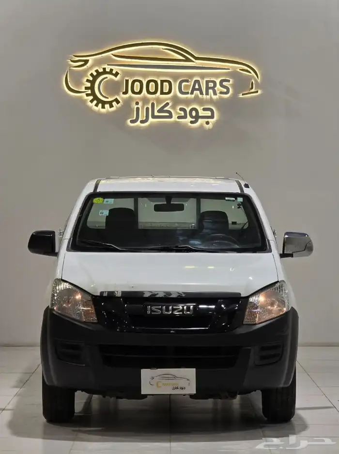 ايسوزو دي ماكس موديل 2015 بحالة ممتازة 3