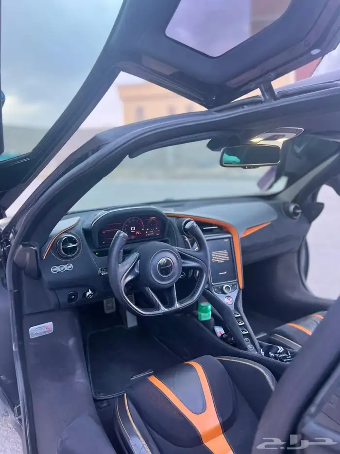 ماكلارين 720s 1