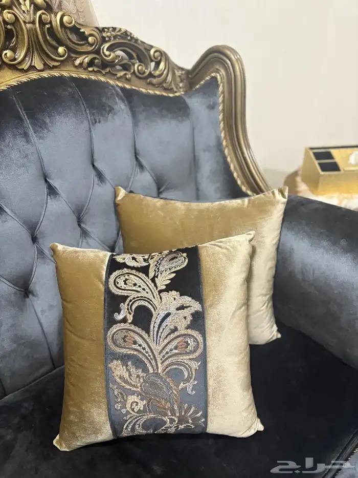 للبيع طقم كنب بحالة الجديد 4