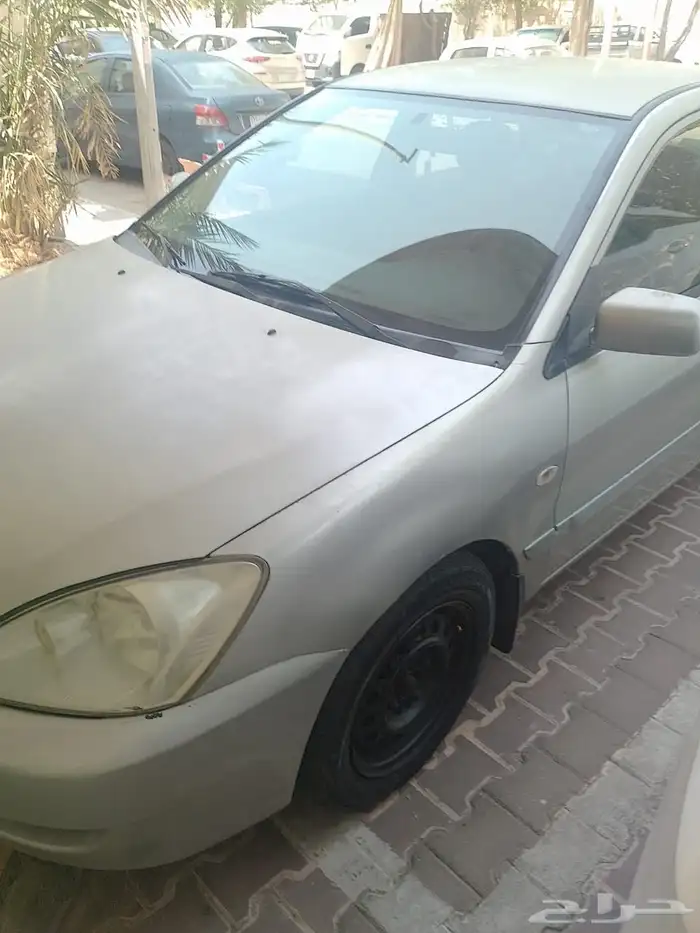 سيارة متسوبيشي موديل 2009 اتوماتيك 2
