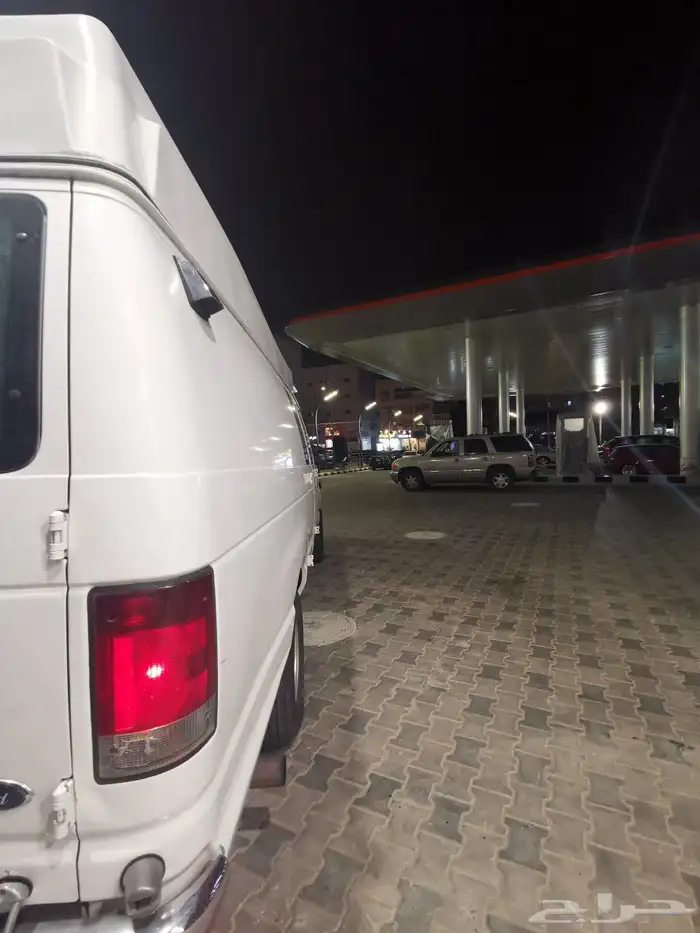 فورد فان E350 2