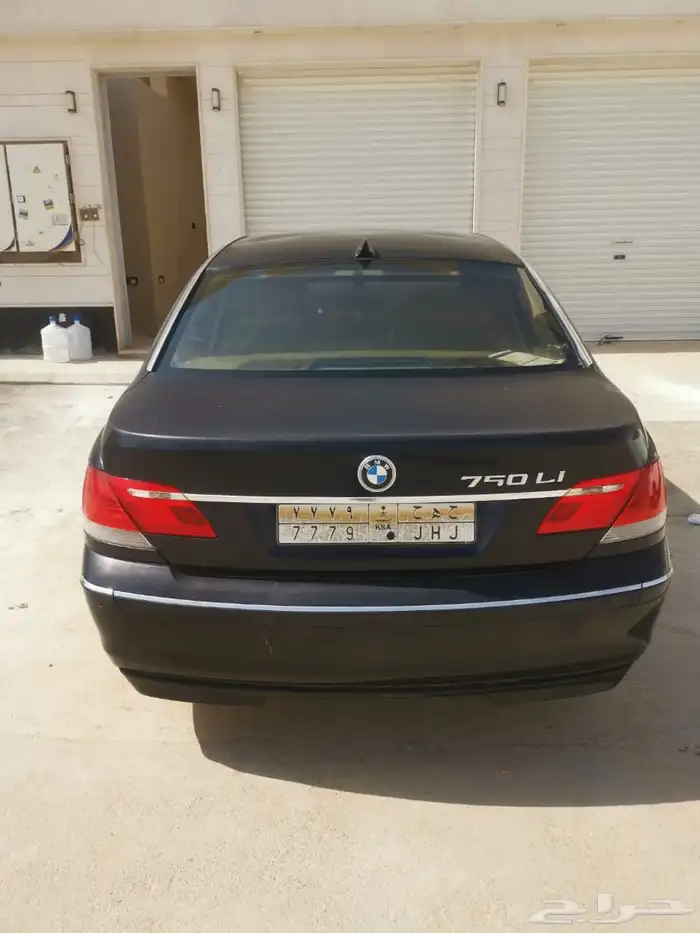 سيارة BMW 1