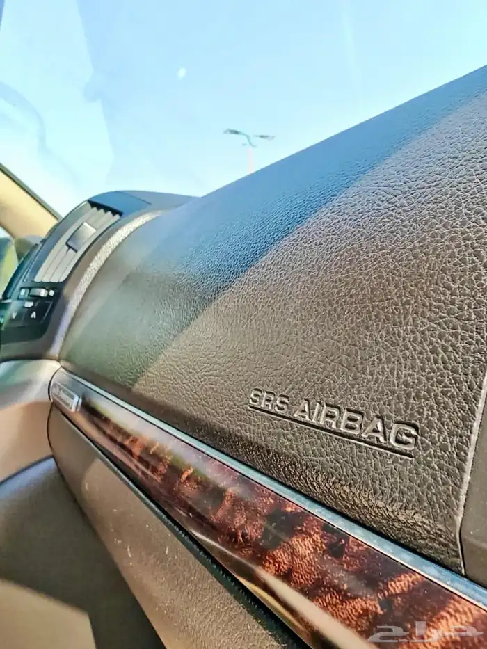 جيب لاندكروزر VXR فل كامل ستين عام 2011 57
