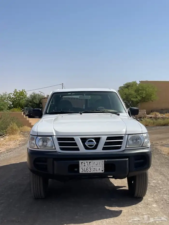 نيسان 6