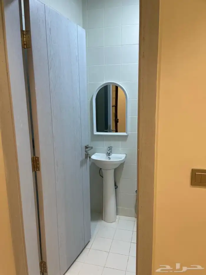 غرفة سائق للإيجار 2