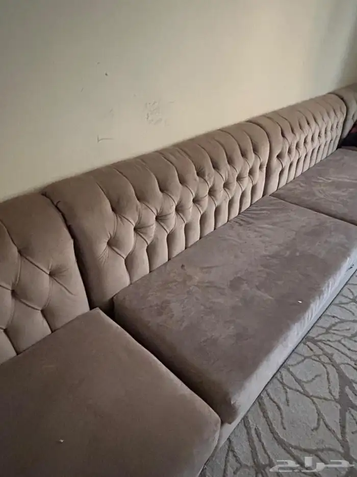 كنب خشبي بقماش مخمل غرفة 4 5 5