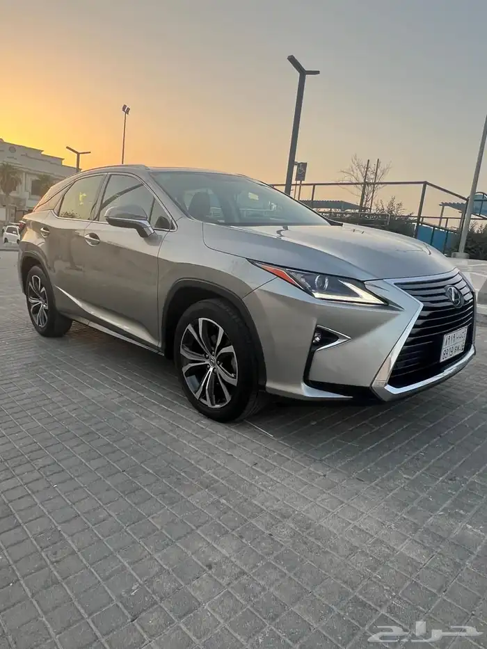 للبيع لكزس RX350 موديل 2016 1