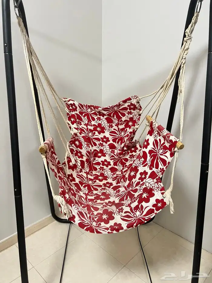 عربية أطفال ومرجيحة 1