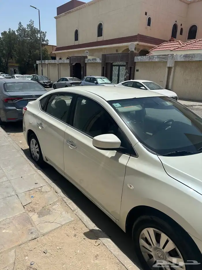 نيسان سنترا 2015 2