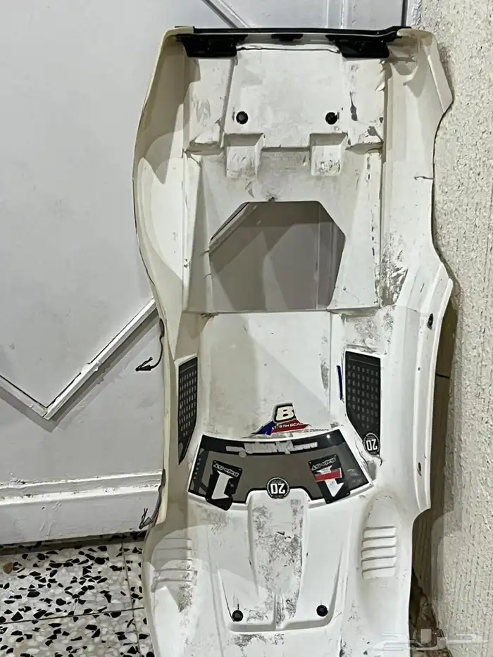 سيارة رمت بنزين باجا 5t 1