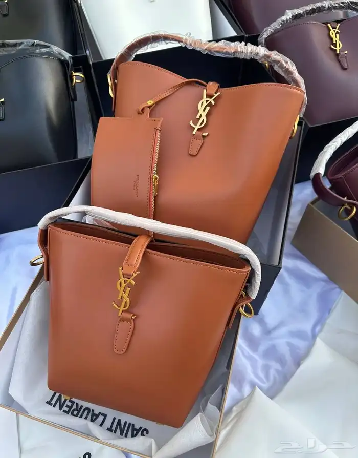 شنط ماركات درجه اولى 81