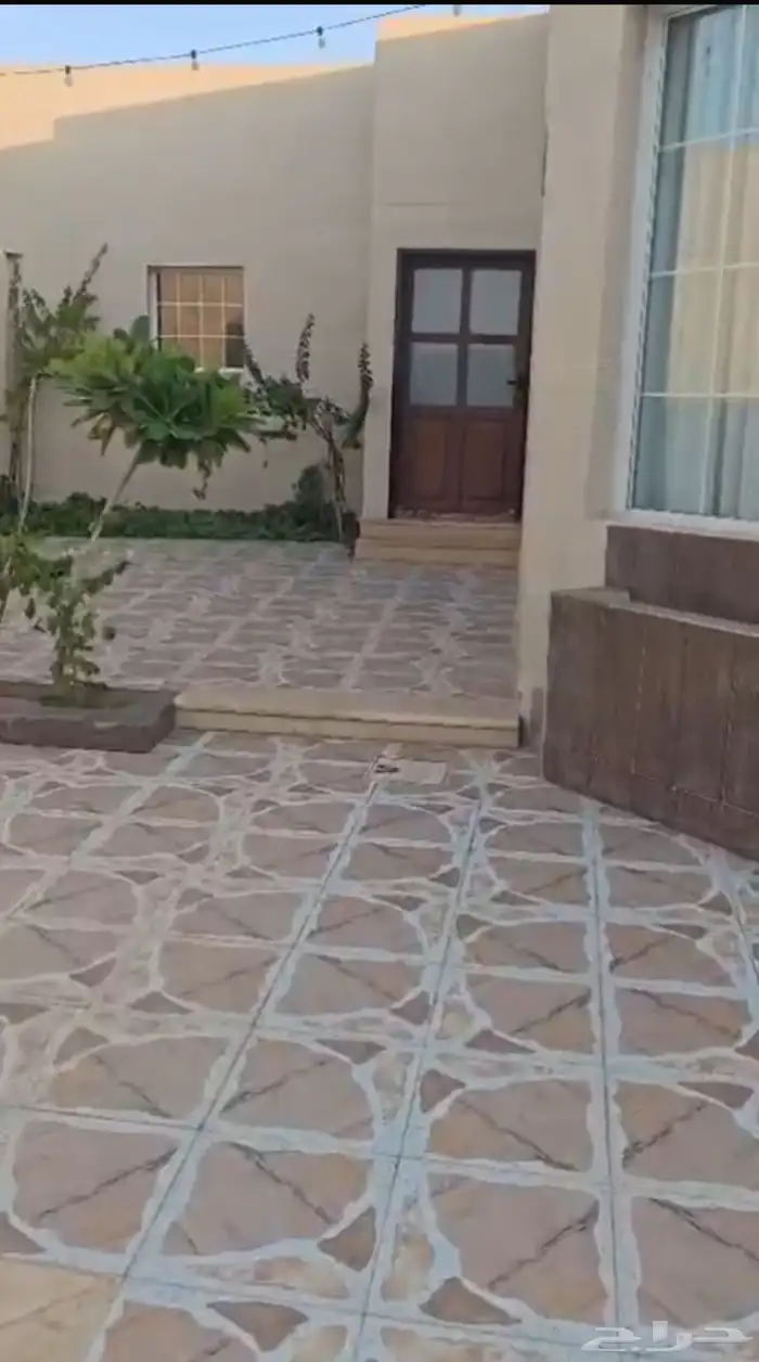 شاليه للبيع حي الحمر 6