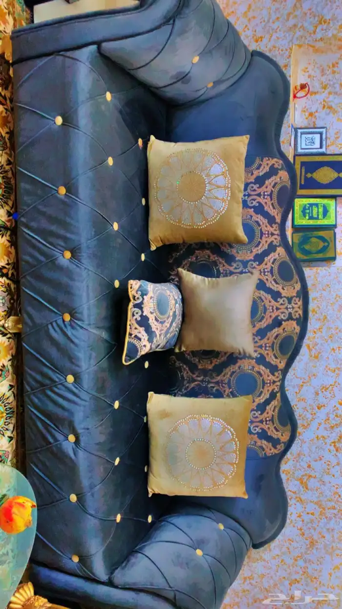 كنب للبيع نظيف جداء 0