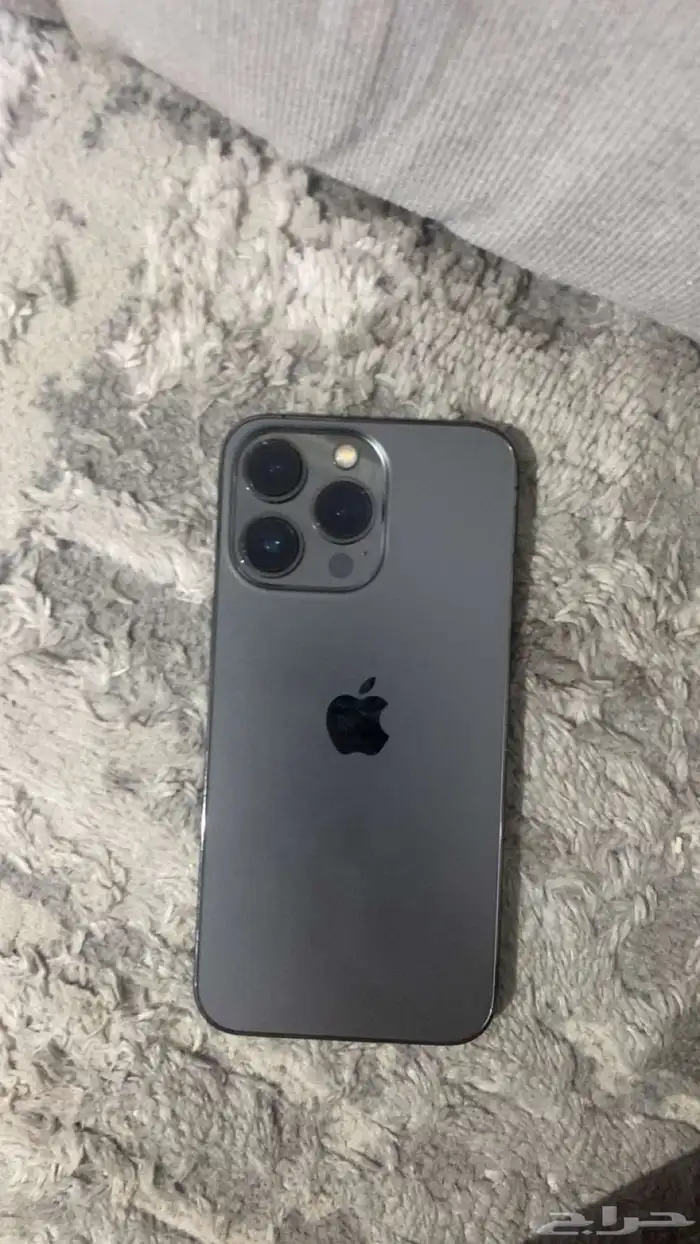ايفون 13برو اللون الأسود الجهاز نضيف ما قد انفك وللبيع 1250 1